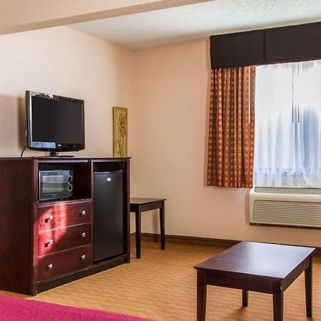 Quality Inn & Suites Ottumwa North Exteriér fotografie