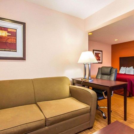 Quality Inn & Suites Ottumwa North Exteriér fotografie