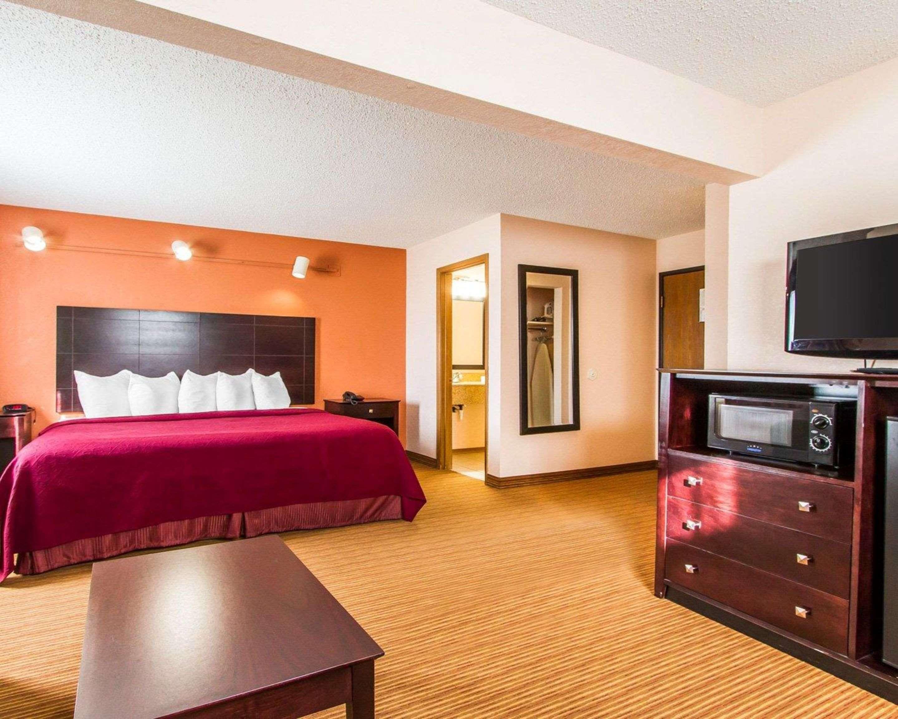 Quality Inn & Suites Ottumwa North Exteriér fotografie
