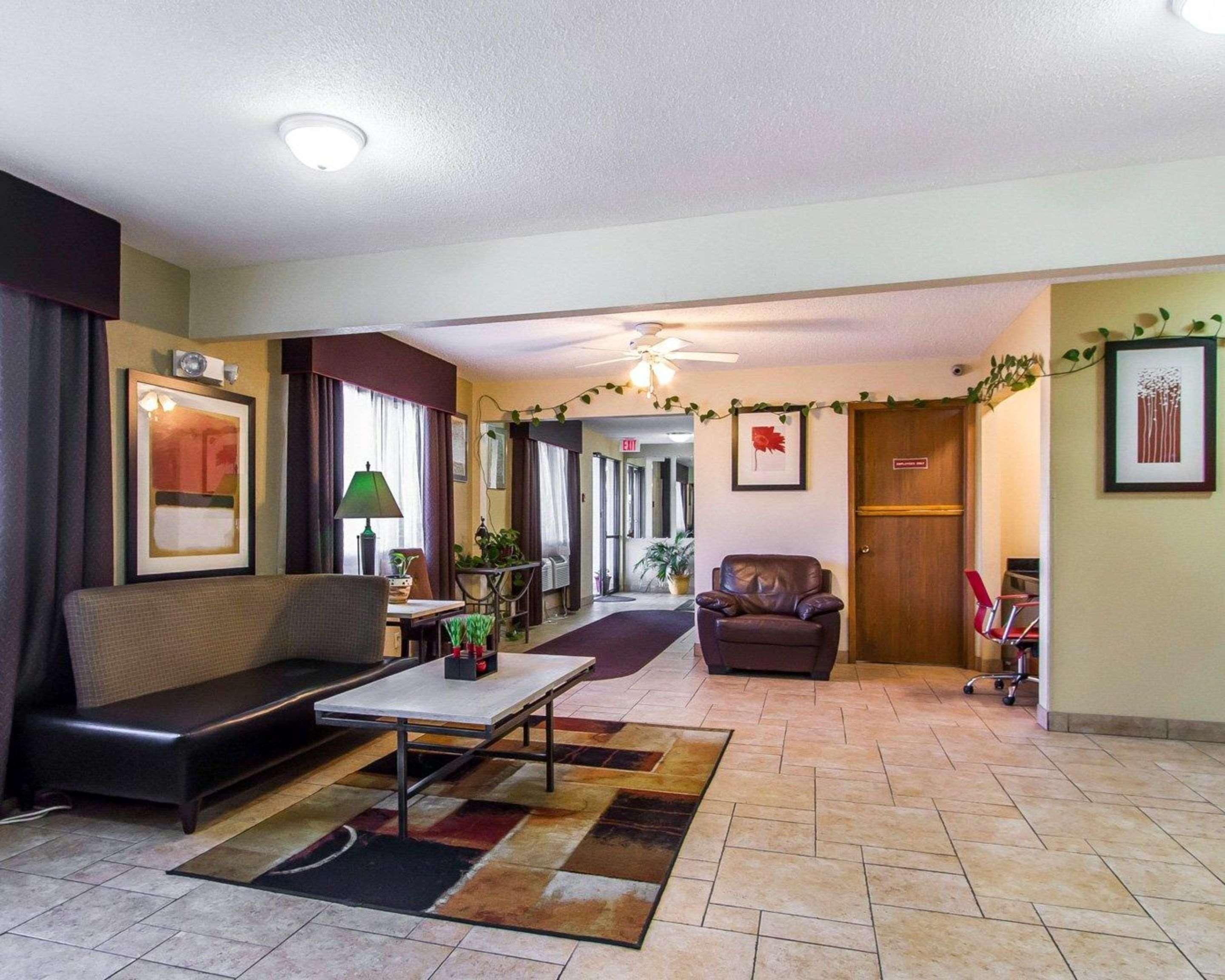 Quality Inn & Suites Ottumwa North Exteriér fotografie