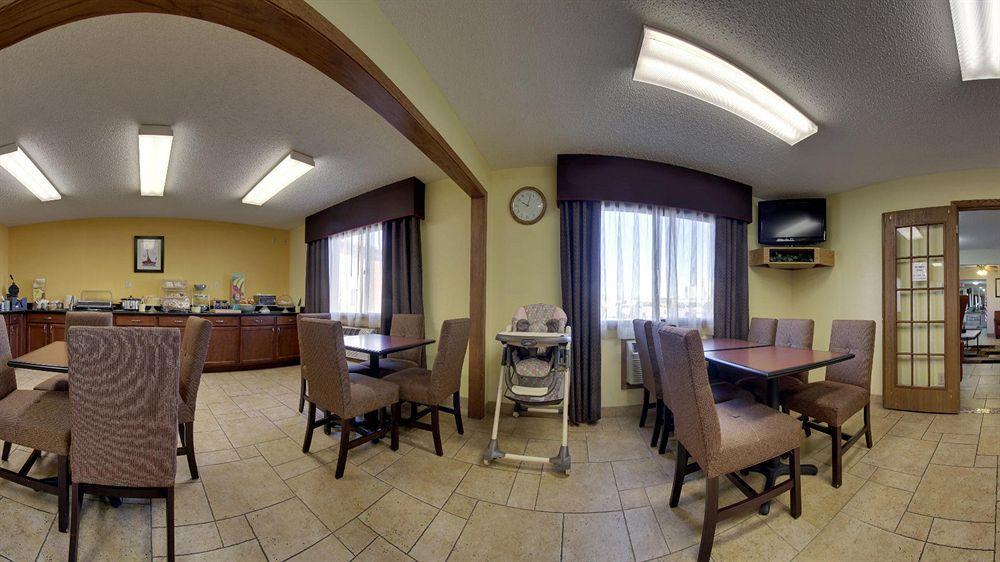 Quality Inn & Suites Ottumwa North Exteriér fotografie