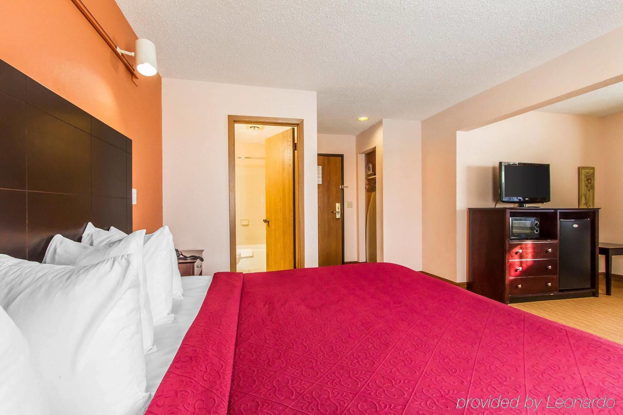Quality Inn & Suites Ottumwa North Exteriér fotografie